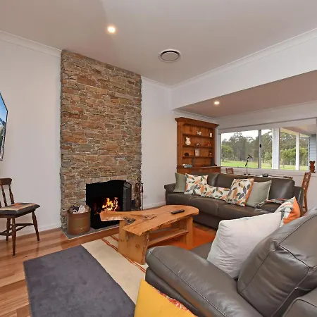 Kinloch Cottage Renovated To New On Daisy Hill Vineyard Pokolbin Exterior photo
