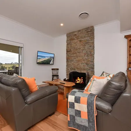 Kinloch Cottage Renovated To New On Daisy Hill Vineyard Pokolbin Exterior photo